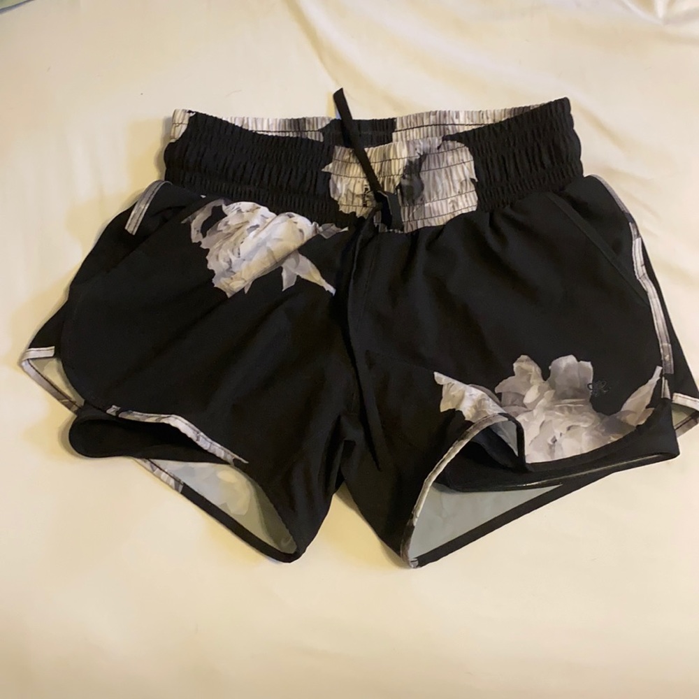 Albion fit shorts